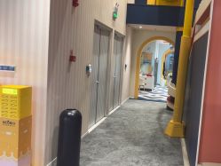 -奈尔宝家庭中心·亲子餐厅(长沙运达汇店)