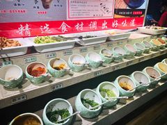自助调料区-高兴壹锅·潮汕鲜牛肉火锅(良乡梅花庄店)