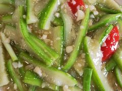-黄桷树曹家私房菜(江与城店)