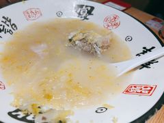 酸菜炖大骨-东北灶(高新银泰店)