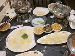 -世贸万锦大酒店·烹大师火锅达人
