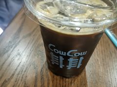 老广菠萝冰美式-CowCow其其·牛杂咖啡公司(六运店)