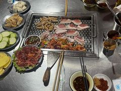 -黑妹冕宁火盆烧烤(西昌店)