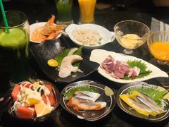 -半岛翡丽海鲜自助餐厅(观风亭店)
