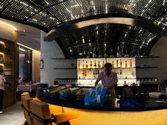-斯普汇生蚝牛排馆(中骏世界城店)
