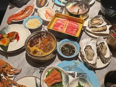 -雍容荟帝王蟹活龙虾展台自助(IFS黑金店)