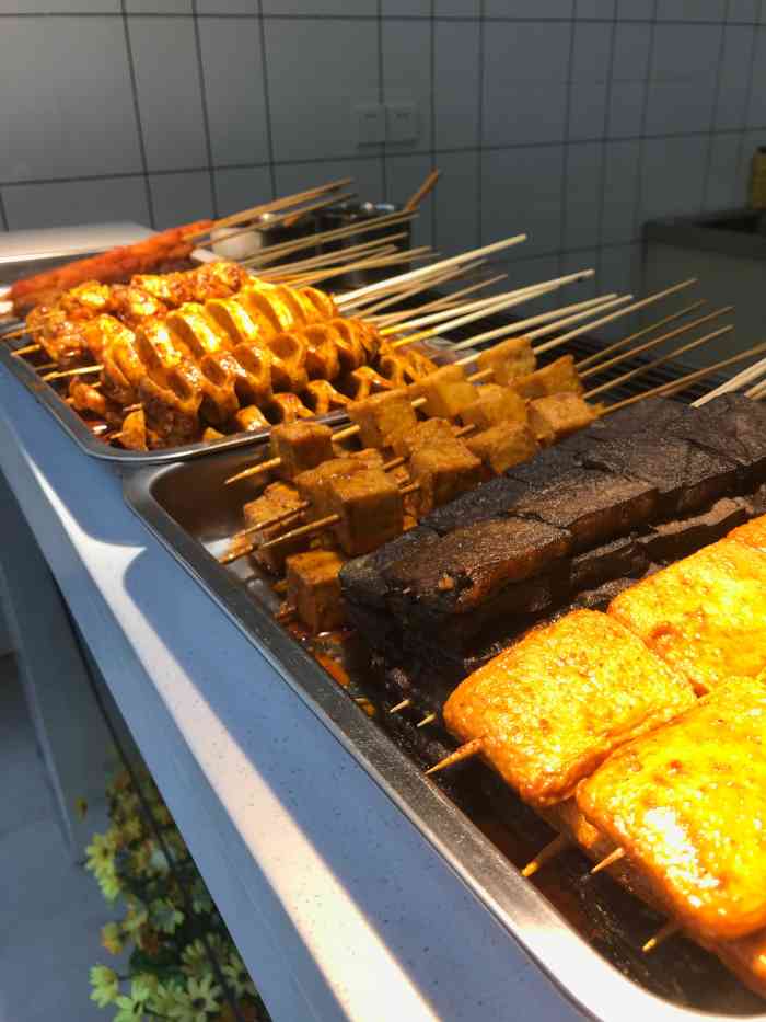 宋曼宋记烤面筋-"答应我:去尝尝好吗[调皮][调皮]龙虾丸.