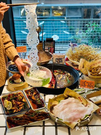 在上海就能吃到特色的川渝火锅嘎嘎香