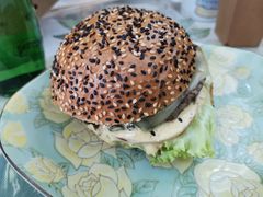 -FAT COW(虹梅路店)