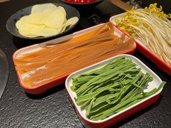 -晓宇重庆火锅(西安荟聚店)