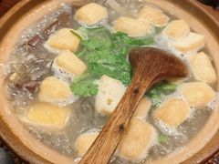 砂锅鸭血粉丝-古都历食南京菜·烤鸭·鸭血粉丝·汤包(南京博物院店)