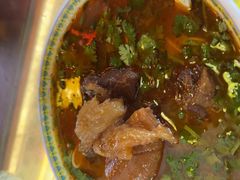 -金杨拉面王小吃面馆·牛三宝面·红烧牛肉粉
