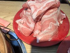 -洞庭洲·防空洞火锅·烧烤·铜锅涮肉(新百广场店)