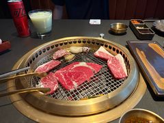 -铭牛烧肉·和牛海鲜自助(高新月牙湖店)
