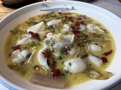 -荷塘秋月·本帮江浙菜(国权路店)