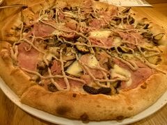 -城市大道红炉披萨烘焙坊