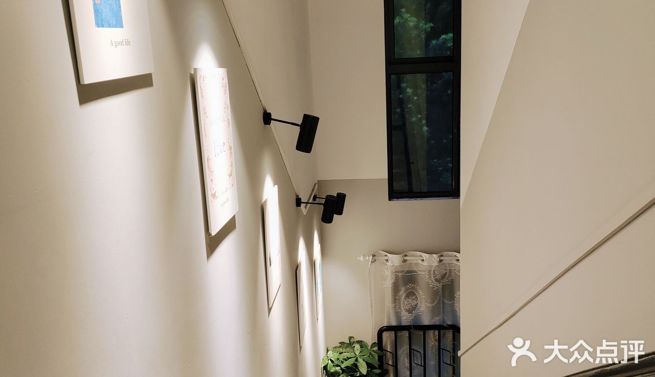 🌝八月正午的阳光都没你耀眼，Shining的秘密就在….