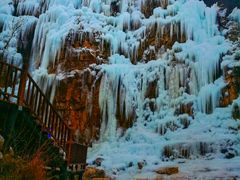-大平台龙居瀑布旅游区