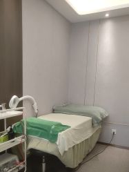 -苗方清颜·祛痘皮肤管理