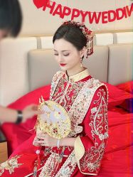 -莫小姐婚纱