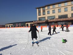 -庙香山滑雪场
