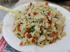 炒饭-江城燕子大排档(江汉路步行街店)