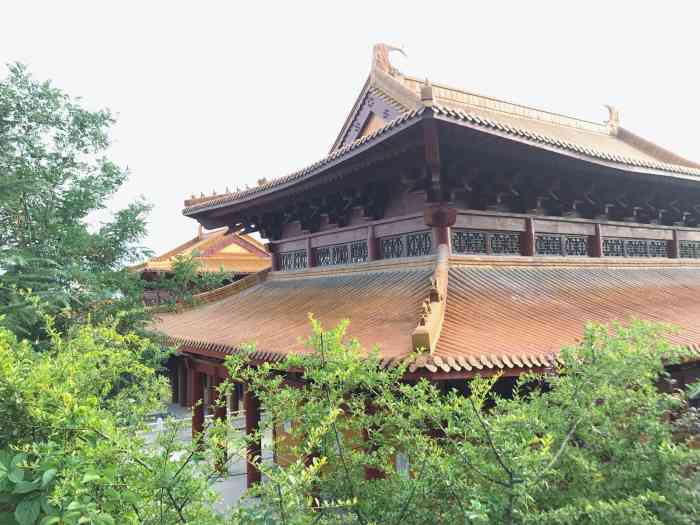 大伊山景区"大伊山石佛寺是著名古刹,始建于元代皇庆二.