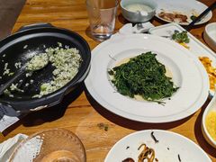 -金枝玉叶上海人家食府(三里河店)