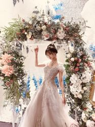 -LA GRACE高端婚纱礼服定制馆