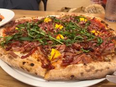 -城市大道红炉披萨烘焙坊