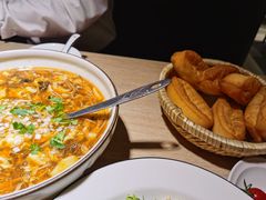 小油条配酸辣汤-味莊·青岛菜(云霄路店)
