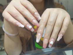 -艾珂·美甲美睫