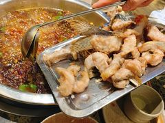 -肖肖酸萝卜鱼火锅(总店)