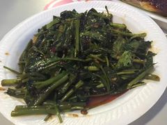 -纽顿熟食中心