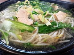 -丽虹云南过桥米线(兴工街店)
