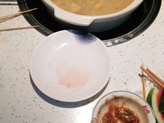 -三人行骨头王火锅(长寿店)