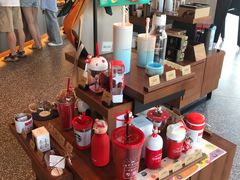 零售区-星巴克臻选(上海虹桥新天地三店)