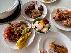 -泉福居酱骨头自助广场(南大街商业步行街店)