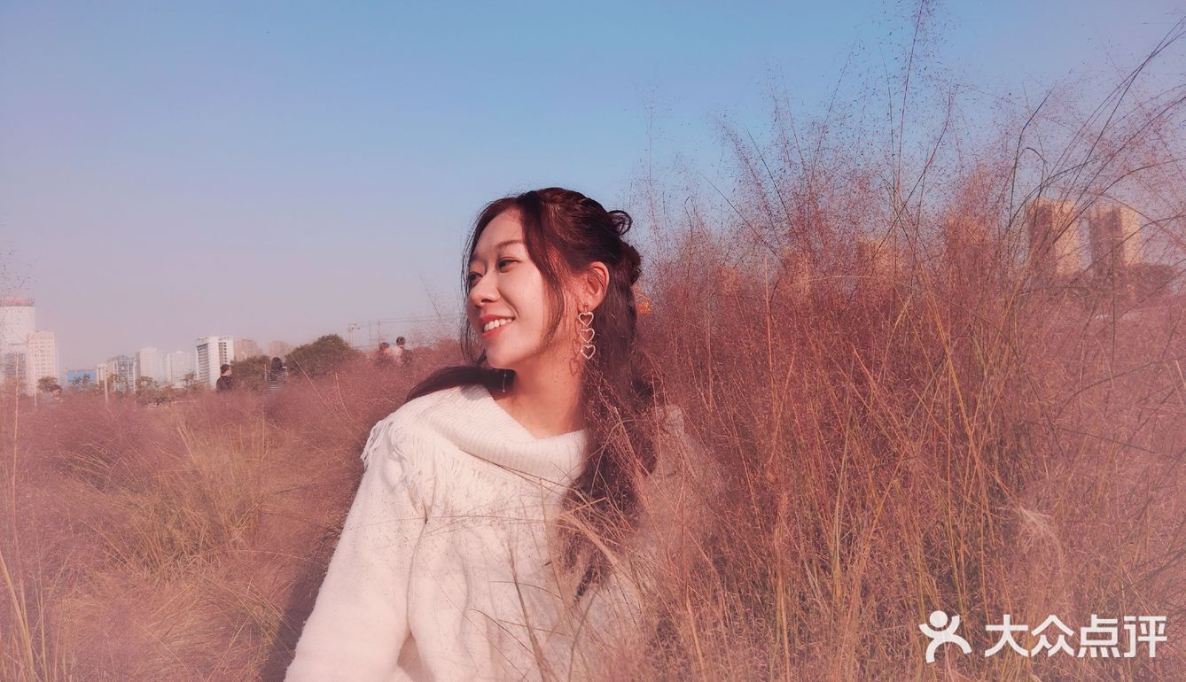 内心明媚  向阳而生  今天是向日葵女孩吖 🌻