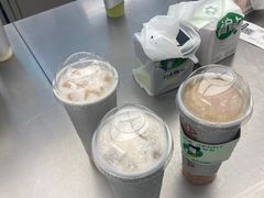 -沪上阿姨·臻选茶饮(上海环球港店)