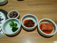 -萨拉伯尔水源素问店·韩国宫廷料理(人民路店)