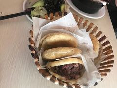 -闫家驴肉老店(华电一校店)