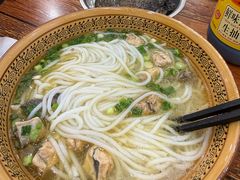 -正宗李家土鸡米线店