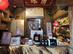 -城墙拐拐火锅(三峡广场黑金冠店)