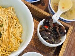 -蟹上黄·蟹黄面·江南糖水(人民广场店)