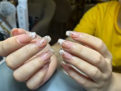-UGIRL有个美甲