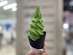 特浓宇治抹茶甜筒-羽至金时(柏威年店)