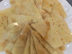 -东口码头·烧鸽子·鱼头泡饼·地方菜(金鹰悦城店)