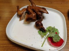 -清真·小梅鸽香港餐厅·小鼎玖煲(立丰城店)