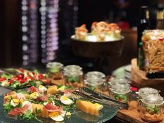 -恰餐厅及酒吧 CHAR Bar & Grill (北京丽都皇冠假日店)